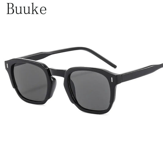 Fashion Square Rivets Gradient Sunglasses Men Shades UV400 Vintage Black Tea Trending Women Sun Glasses