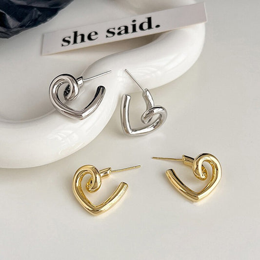 Silver Color Simple Heart Shape-Shape Small Stud Earrings Glamorous Women Girls Fashion Jewelry Party Accessories